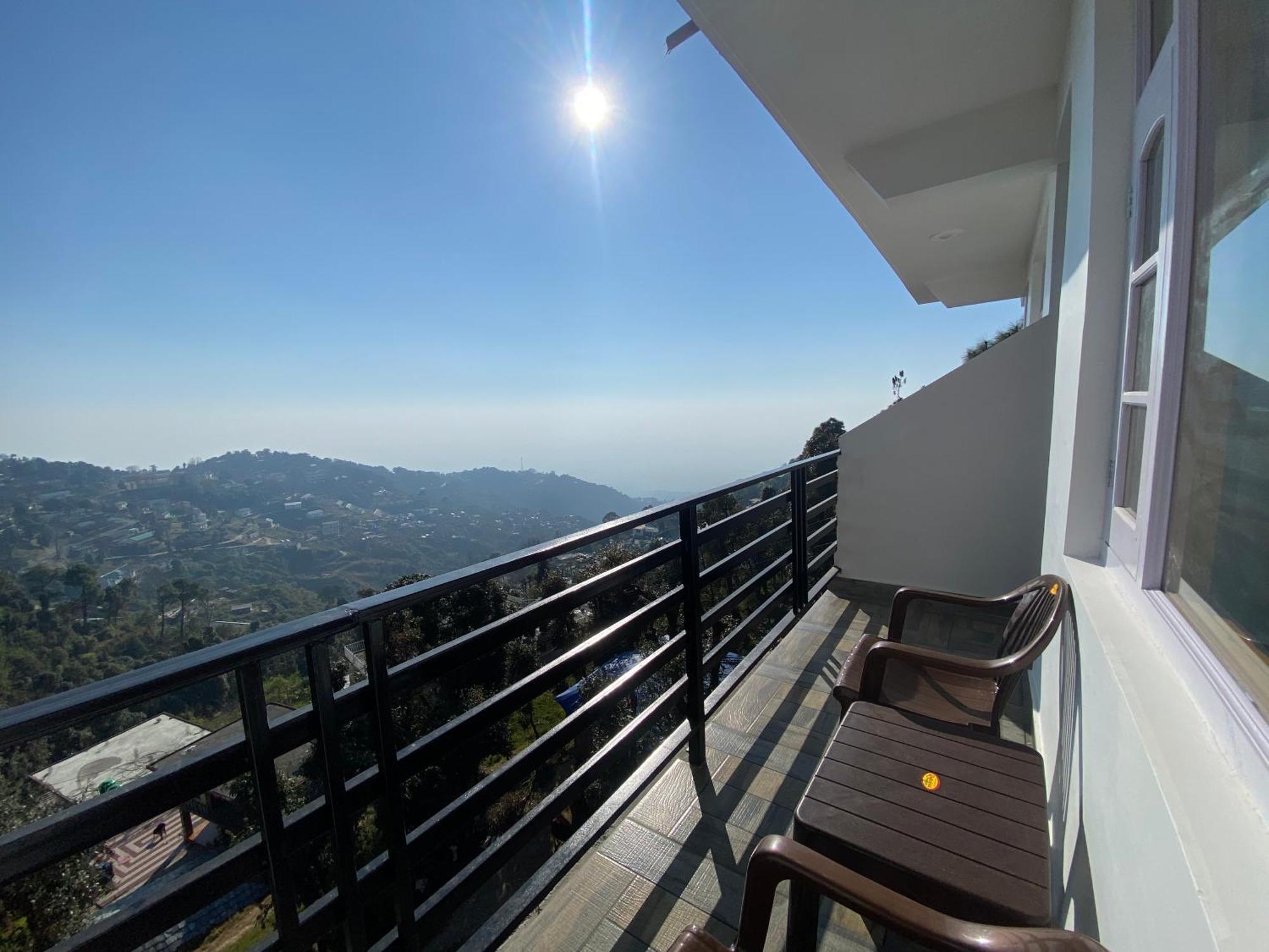 Redeem Cafe & Homestay McLeod Ganj Εξωτερικό φωτογραφία
