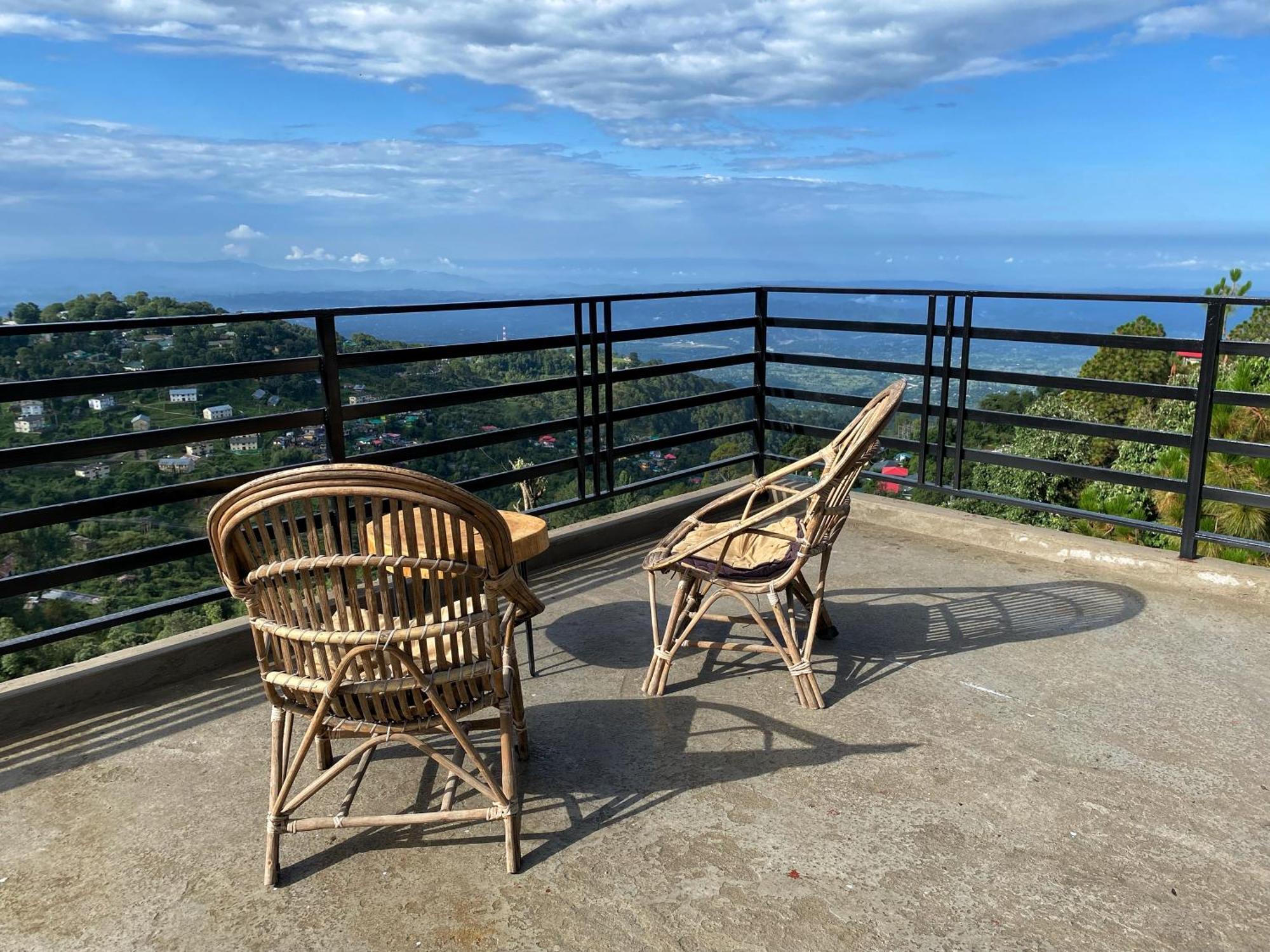 Redeem Cafe & Homestay McLeod Ganj Εξωτερικό φωτογραφία